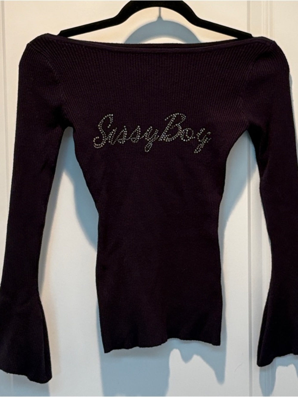 Sissy Boy boat neck Ribbed Knit Sweater with Stud Script flare sleeve
